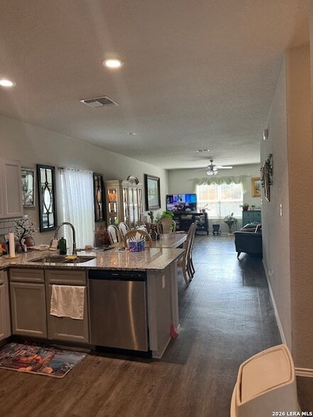 Building Photo - 9042 Halbert Falls