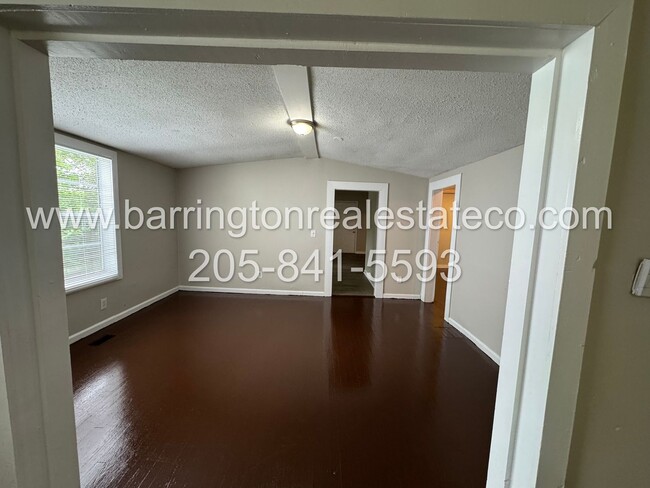 Building Photo - 4825 Avenue S