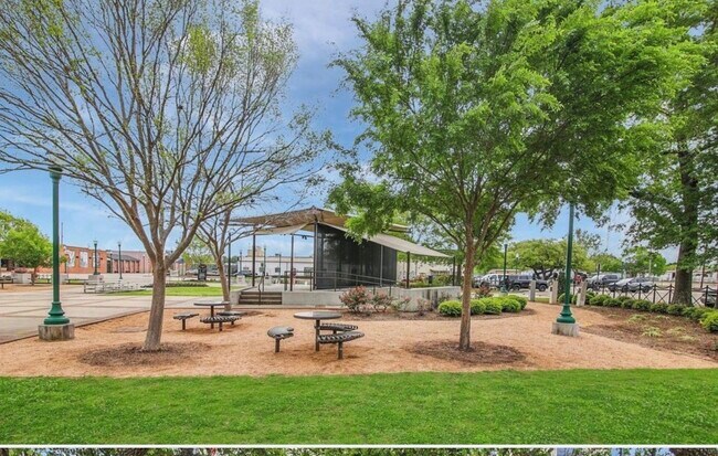 Building Photo - 1727 Portia Ln