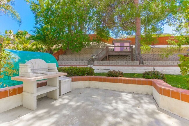 Building Photo - Stunning 4 Bed, 3 Bath Home on Cul-de-Sac in Scripps Ranch - No Pet Allowed
