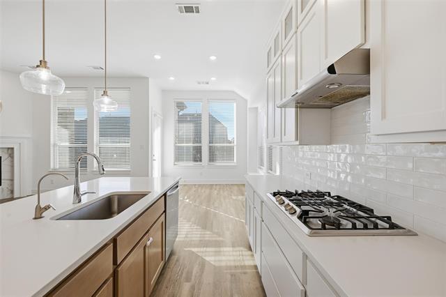 Building Photo - 3008 Armstrong Ave