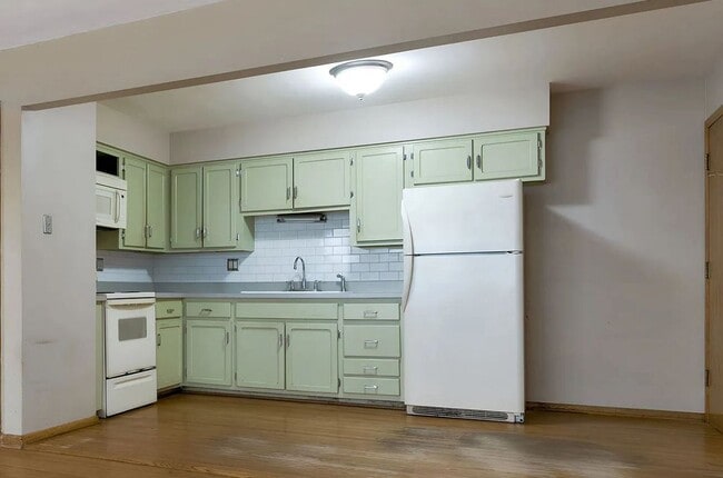 Building Photo - 314 Beach Ave