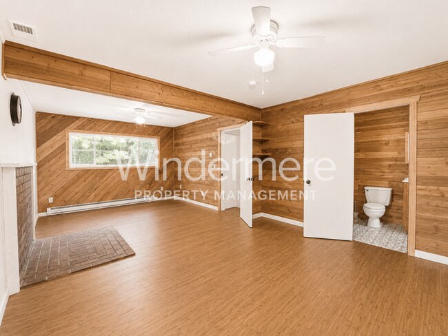 Building Photo - **Beautifully Updated 3-Bedroom Home in the Lake Symington Community**