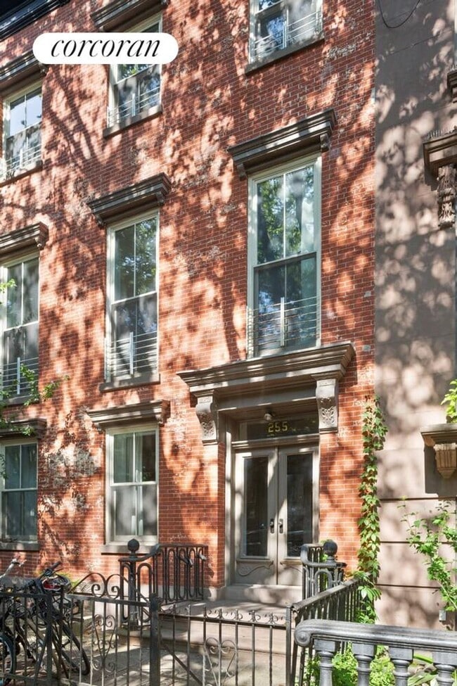 Building Photo - 255 Carlton Ave