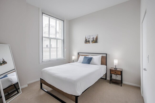 Building Photo - 9-JAN-JAN E 4th St