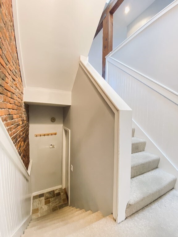 Building Photo - 15 Albemarle St