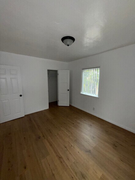 Building Photo - 6312 Overhill Dr