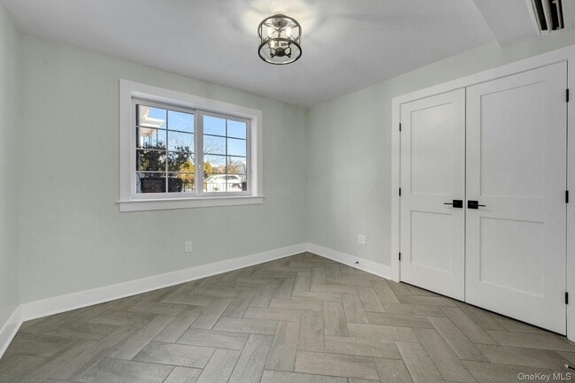 Building Photo - 74 Nelson Ave