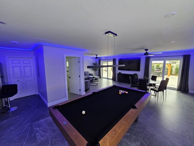 Building Photo - 8797 Rose Way