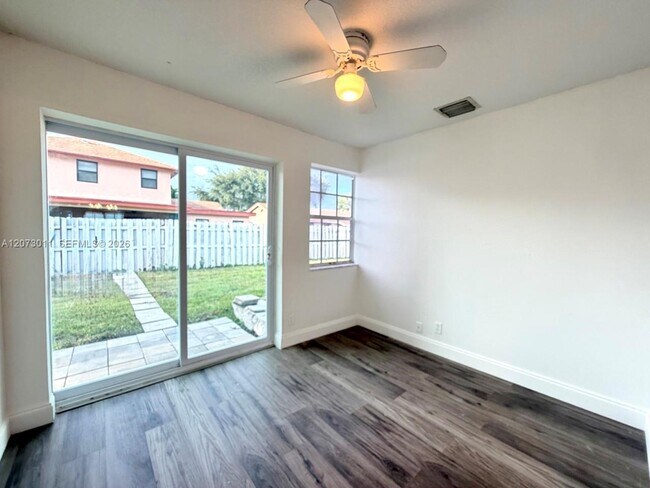 Building Photo - 11641 NW 42nd St