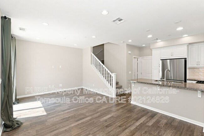 Building Photo - 44047 Soler Ct