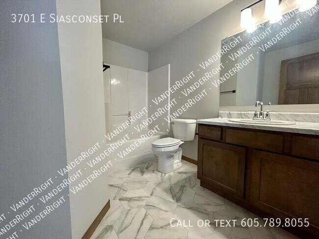 Building Photo - 3701 E Siasconset Pl