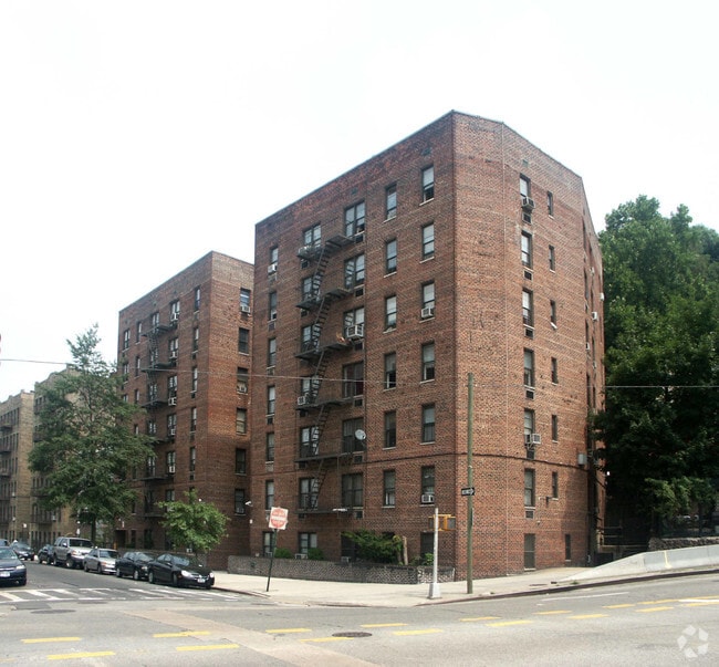 Primary Photo - 2800 Heath Ave