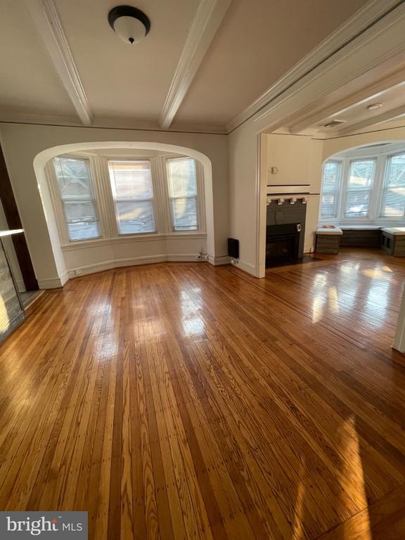 Building Photo - 114 Levering St