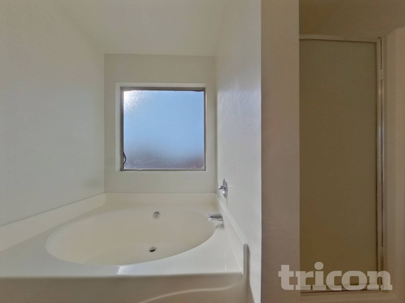 Building Photo - 23943 W Hadley St