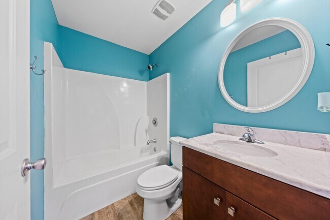 Building Photo - 1598 26th St