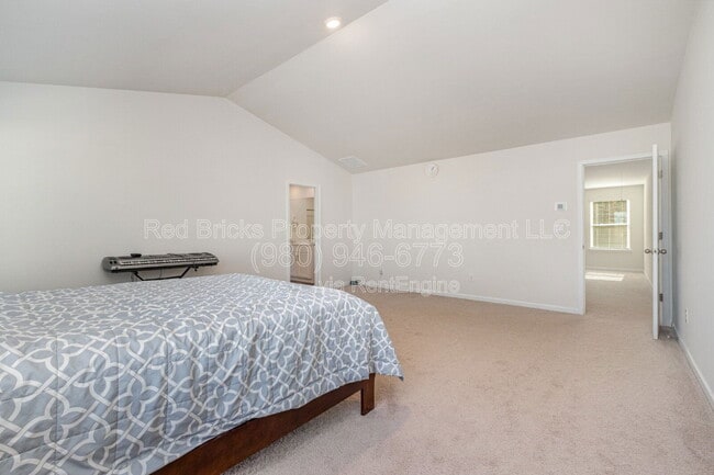 Building Photo - 10759 Adair Wds Dr