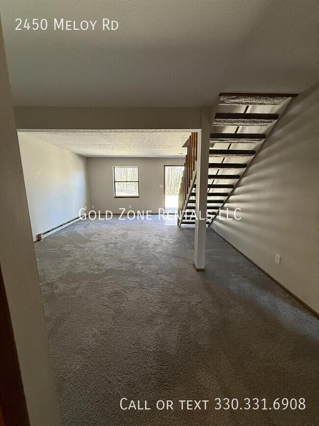 Building Photo - 2450 Meloy Rd