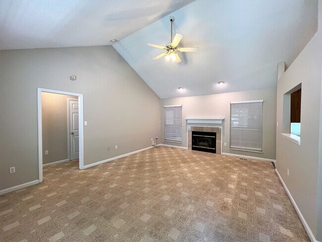 Building Photo - 6017 Tennyson Dr