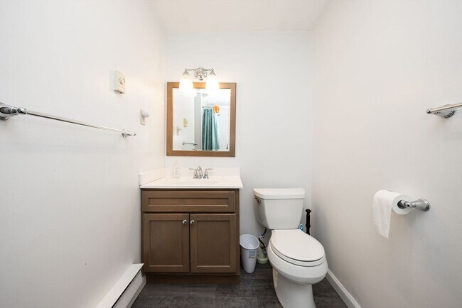 Building Photo - 90 Brightwood Ave