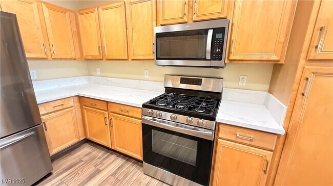 Building Photo - 3846 Waynesvill St