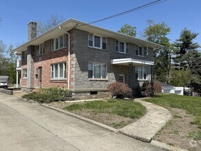 Building Photo - 61 Arch St