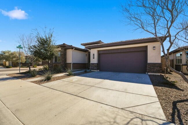 Building Photo - Solar-Powered Savings in Ovation at Meridian – 55+ Gated Living in Queen Creek