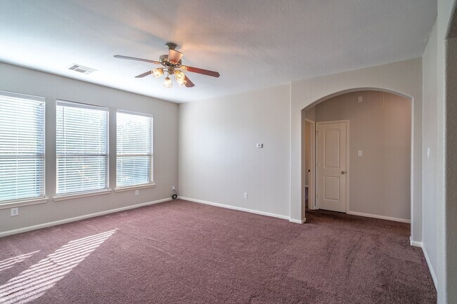 Building Photo - 138 Magnolia Grove Ln