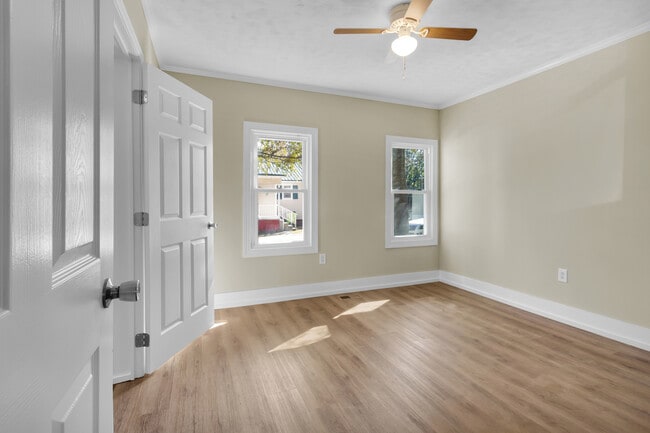 Building Photo - 1707 Asheville St