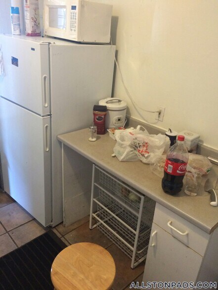 Building Photo - 15 Barrows St