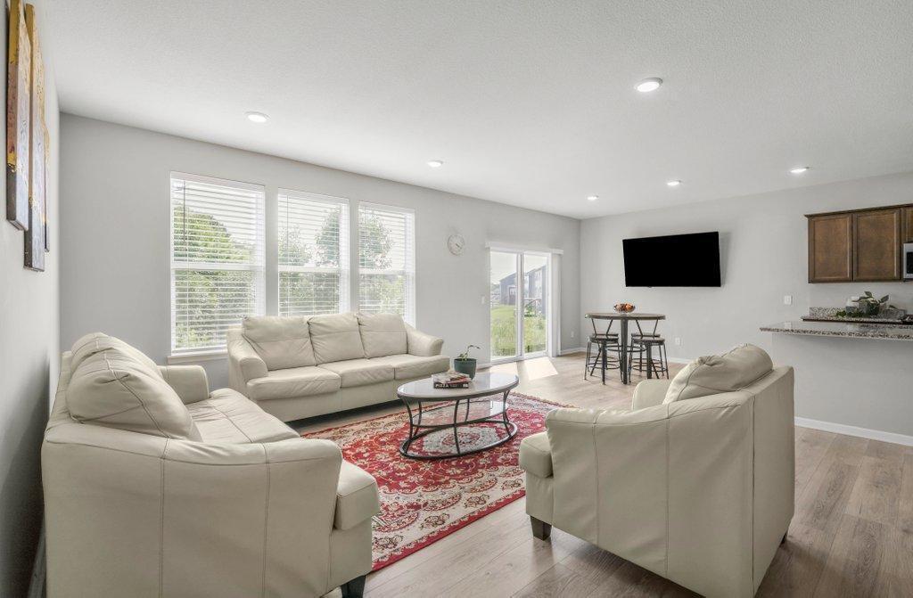 Building Photo - 21979 Lower Mill Ave