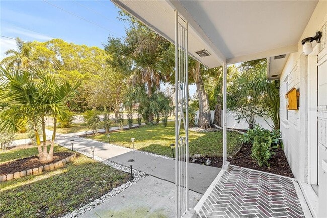 Building Photo - 4350 1st Ave S