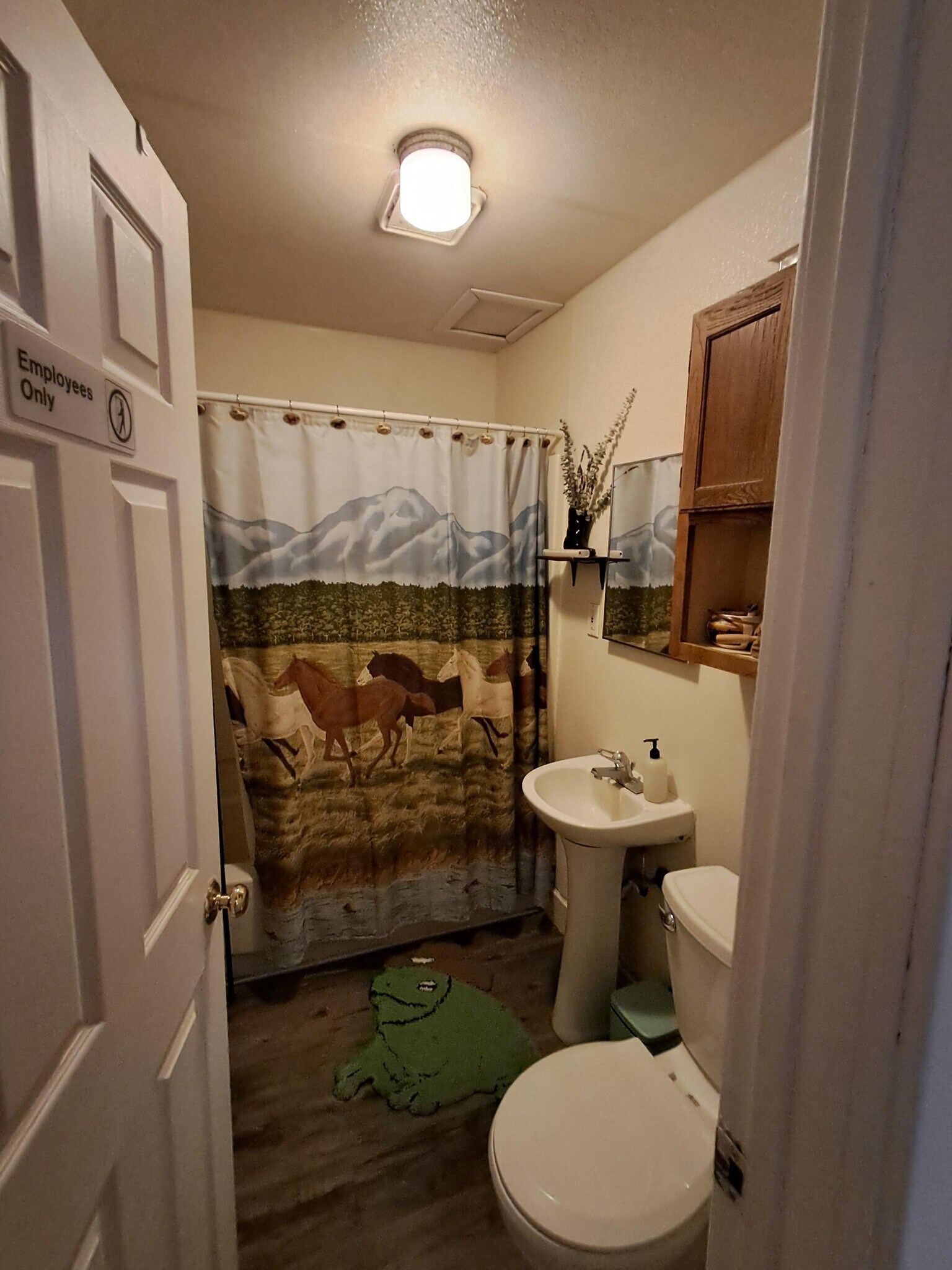 Building Photo - 314 N Ingersoll St