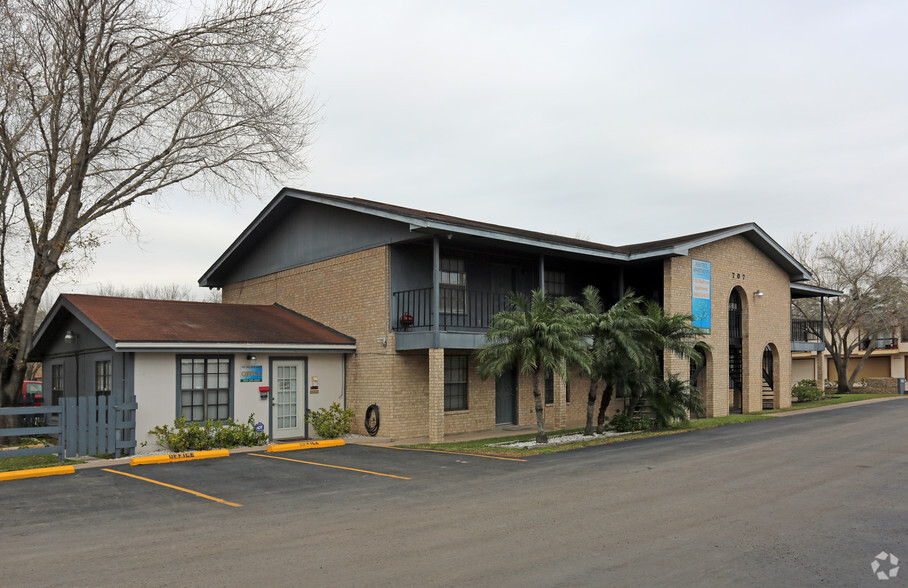 Building Photo - Ash Tree Apartments