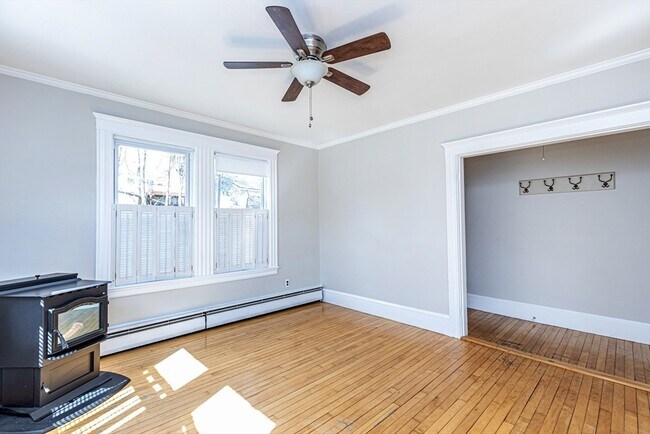 Building Photo - 1-3 Cassimere St