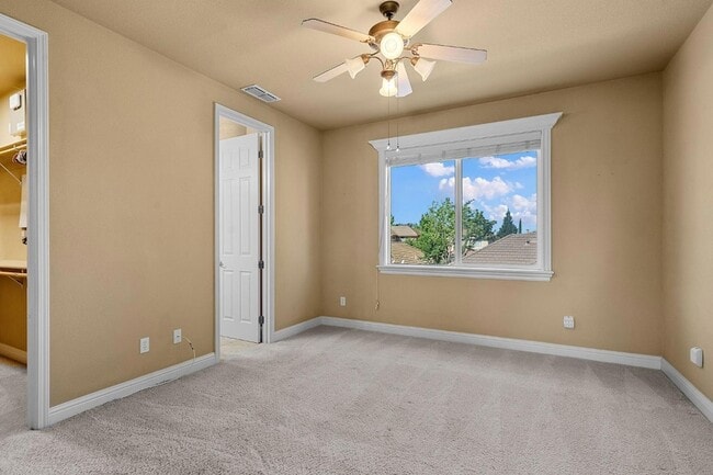 Building Photo - 8204 Ashcrest Ln