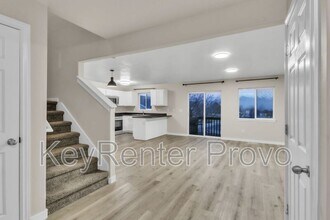 Building Photo - 2004 Churchill Dr