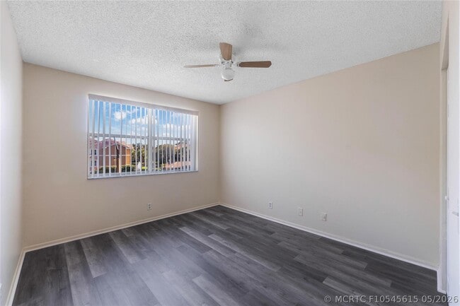Building Photo - 8801 Wiles Rd