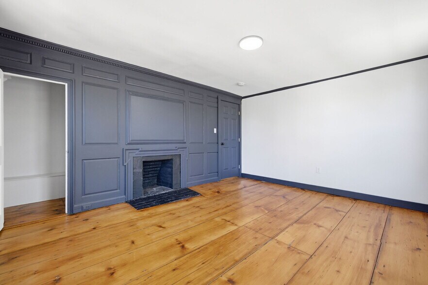 Building Photo - 883 Worthington Rdg