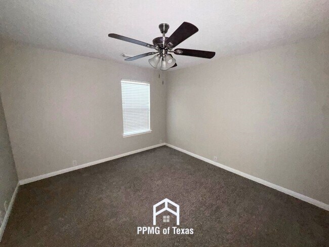 Building Photo - 18310 Atasca Wds Trce