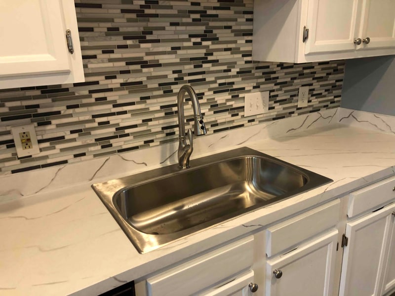 Building Photo - 9105 Kings Canyon Dr