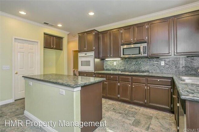 Building Photo - 5 br, 3 bath House - 11713 Parliament Drive