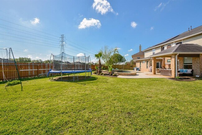 Building Photo - 3603 Quail Springs Ln