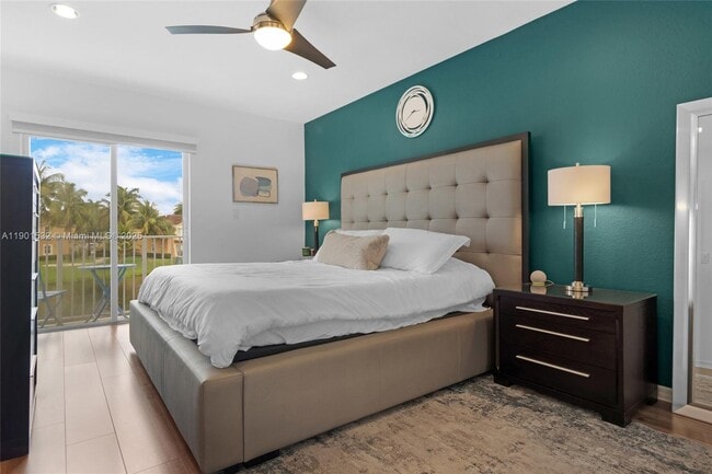 Building Photo - 12905 SW 31st Ct