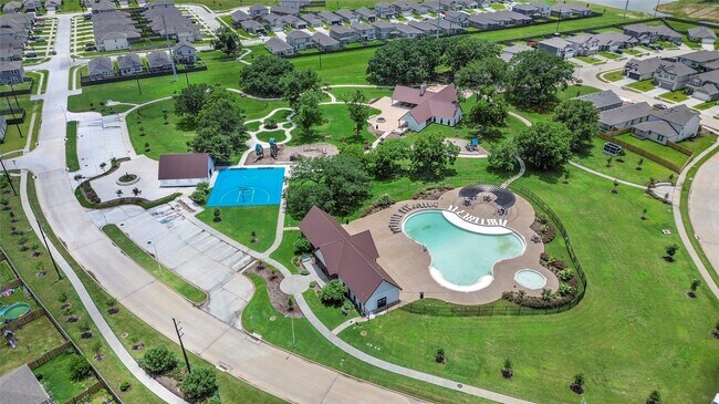 Building Photo - 23663 Cranberry Grader Ln