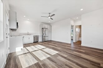 Building Photo - 18 Ohana St