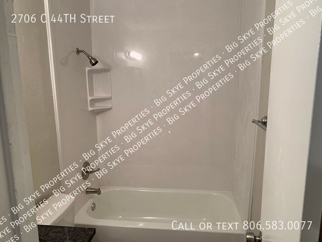 Building Photo - 2706 44th St