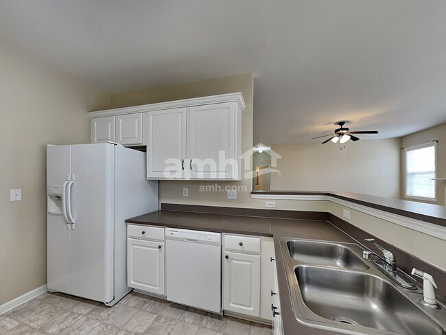 Building Photo - 109 Morrocroft Ln