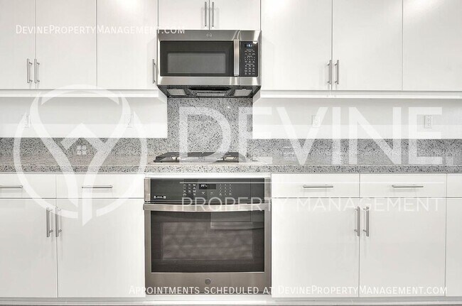 Building Photo - 2723 Emerald Bay Dr