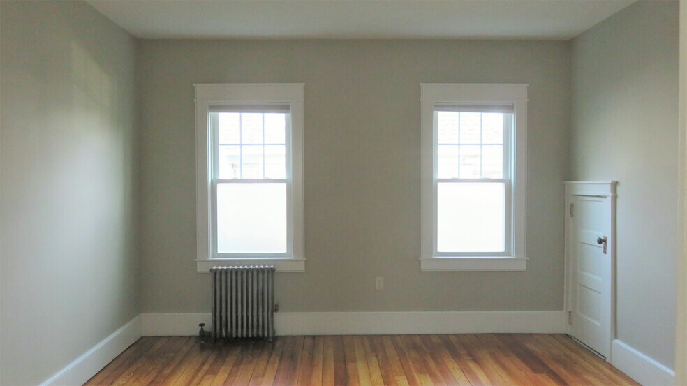 Front bedroom - 21 Courtland St